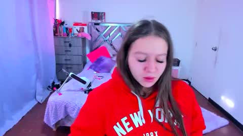 luna_analya online show from December 15, 12:53 pm