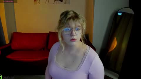 Snapshot of luna_c0ra chatting on February 17, 1:13 am luna online show from February 17, 1:13 am