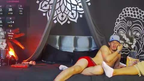 Luna  Dante online show from March 8, 2:54 pm