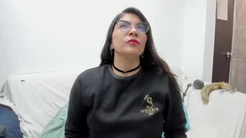 luna  online show from September 20, 11:22 am