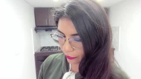 luna  online show from December 2, 11:04 am