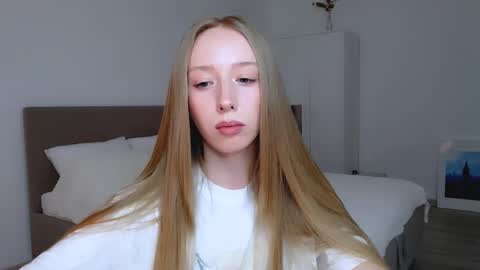 Luna online show from January 25, 11:11 pm