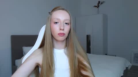 Luna online show from September 22, 9:28 pm