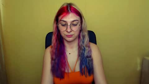 Snapshot of luna_lush_ chatting on February 25, 12:24 pm Luna online show from February 25, 12:24 pm