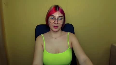 Snapshot of luna_lush_ chatting on March 11, 11:23 am Luna online show from March 11, 11:23 am