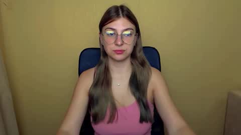 Snapshot of luna_lush_ chatting on September 13, 8:14 am Luna online show from September 13, 8:14 am