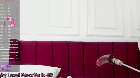 Snapshot of luna_monroe_ chatting on January 22, 1:32 pm online show from January 22, 1:32 pm