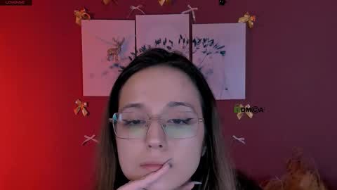 Snapshot of luna_nightfall chatting on December 21, 10:17 pm luna_nightfall online show from December 21, 10:17 pm