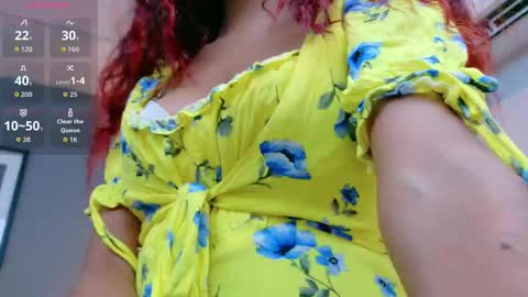 Snapshot of luna_roja25 chatting on October 3, 1:30 pm LUNA online show from October 3, 1:30 pm