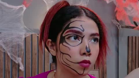 Snapshot of luna_roja25 chatting on October 17, 1:14 pm LUNA online show from October 17, 1:14 pm