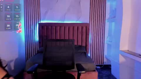 Snapshot of luna_sweeett_ chatting on September 18, 12:07 pm Luna online show from September 18, 12:07 pm