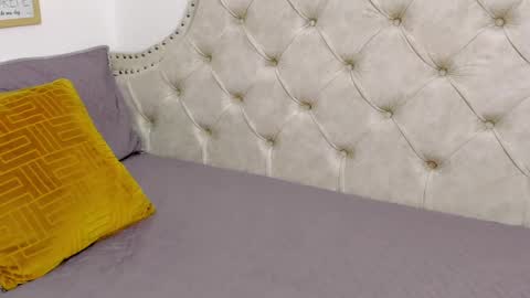 luna_valle online show from January 27, 12:12 am