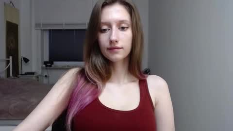 L U N A  online show from December 15, 6:50 am