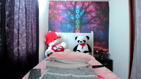 lunaa mayer online show from February 28, 1:45 pm