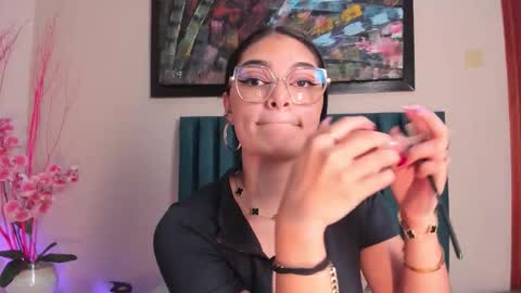 Luna Aspen online show from September 16, 6:20 pm