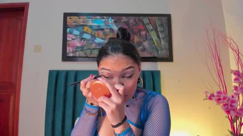 Luna Aspen online show from October 1, 6:03 pm