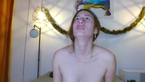 Snapshot of lunaembercs chatting on December 26, 9:55 am Luna online show from December 26, 9:55 am