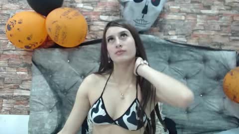 Snapshot of lunaembercs chatting on October 20, 3:01 pm Luna online show from October 20, 3:01 pm