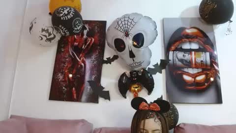 Snapshot of lunaembercs chatting on October 30, 3:13 pm Luna online show from October 30, 3:13 pm