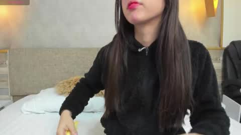 LUNA  online show from November 14, 3:00 pm