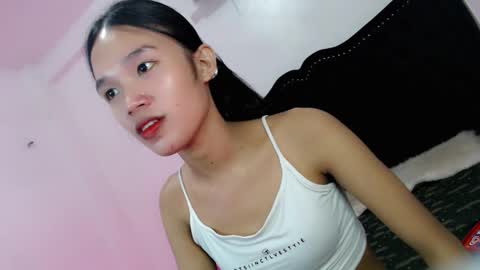 lunafoxx_ online show from February 4, 11:05 am