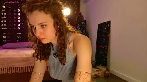 lunalike online show from January 16, 5:28 pm