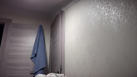 Snapshot of lunamalpica chatting on January 7, 5:01 am LunaPica online show from January 7, 5:01 am