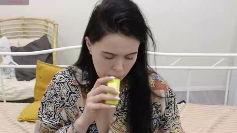 Mirana online show from December 15, 1:26 pm