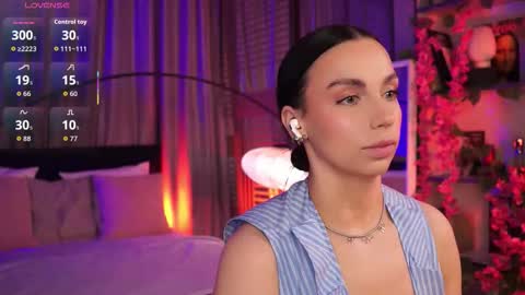 Luna  next streams Mon Fri Sat Sun 8pm-5am gmt0 online show from October 26, 8:26 pm