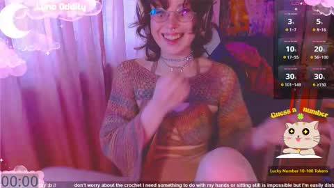 Snapshot of lunaoddity chatting on December 14, 1:38 pm Luna online show from December 14, 1:38 pm