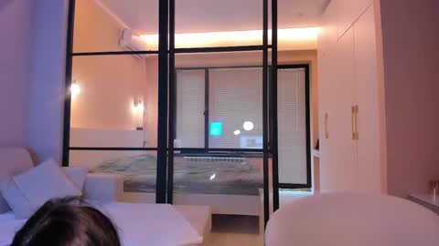 Aisha online show from February 27, 11:10 am