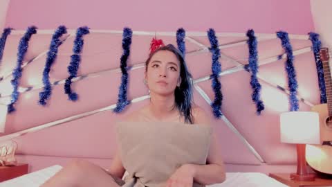 Luna Page online show from December 28, 8:36 pm