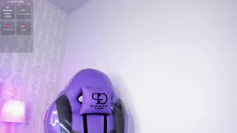 Luna  online show from September 25, 8:56 pm