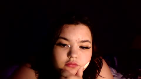 Snapshot of lunar_nightstar chatting on November 2, 7:00 am lunar_nightstar online show from November 2, 7:00 am