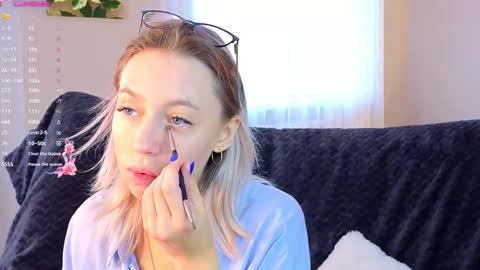 Kelly online show from September 20, 2:40 pm