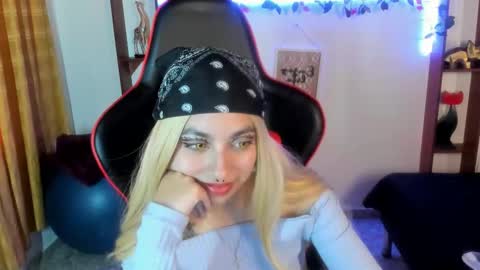 lunarichy online show from October 29, 7:37 pm