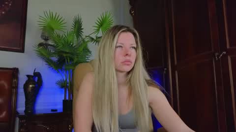 Luna Rishi online show from April 13, 6:19 am