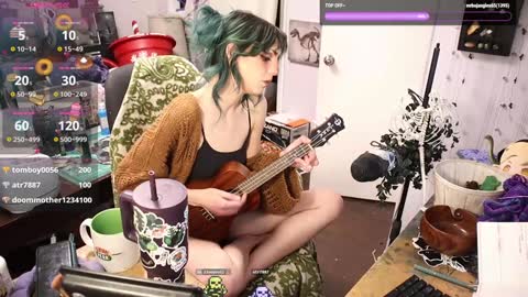 ..LunaSparkles. online show from February 3, 8:46 am