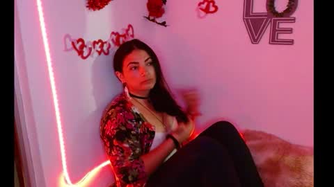 lunavegan online show from November 6, 6:25 am