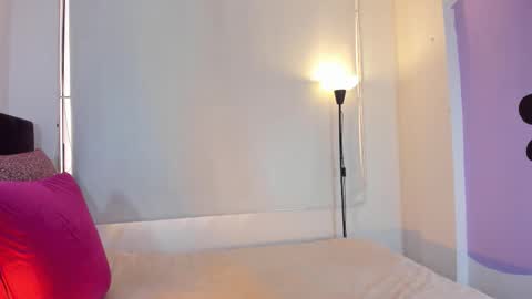 lunavelvet7 online show from February 2, 3:33 pm