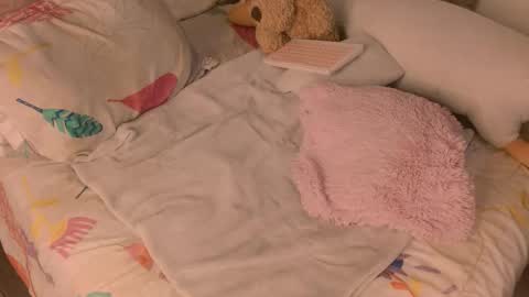 Snapshot of lunita_galaxy chatting on September 11, 2:11 am Luna Galaxy online show from September 11, 2:11 am