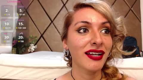 lunitadiva online show from February 7, 12:28 pm