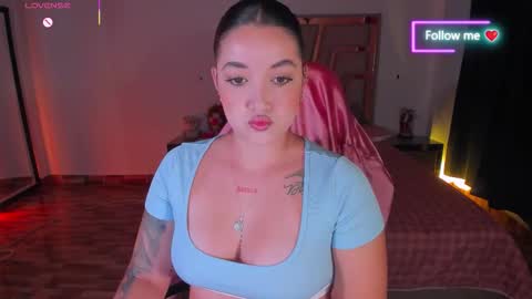 LUNA ROSE online show from January 9, 3:20 am