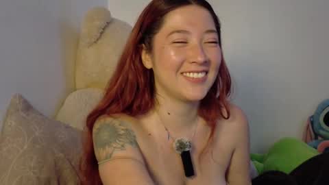 Snapshot of lunnaa1_ chatting on December 19, 1:45 am Luna online show from December 19, 1:45 am