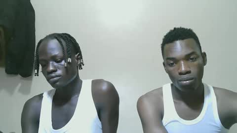 Snapshot of luoislove chatting on November 9, 2:15 pm luoislove online show from November 9, 2:15 pm