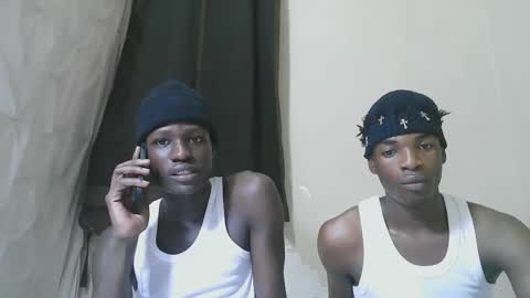 Snapshot of luoislove chatting on November 29, 12:08 pm luoislove online show from November 29, 12:08 pm