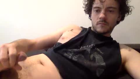 Snapshot of lupine_666 chatting on February 10, 9:25 am Lupine online show from February 10, 9:25 am