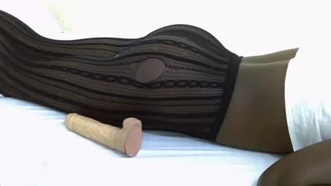 Snapshot of lupitah_ chatting on February 12, 10:26 pm sweet girl online show from February 12, 10:26 pm