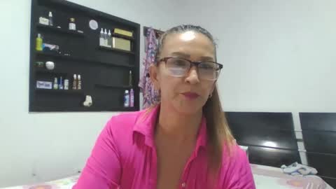 Lupita online show from October 1, 3:07 pm