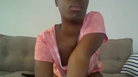 Snapshot of lushlola254 chatting on October 19, 4:57 am lushlola254 online show from October 19, 4:57 am